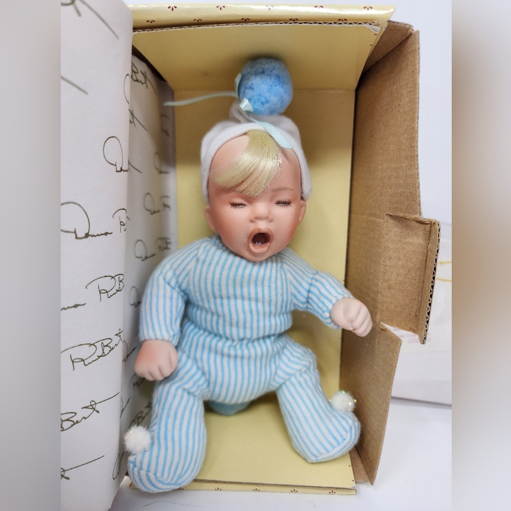 Donna Rubert Doll Little Drowsy Baby Number 1504/ 5000  Collectors Doll With CoA